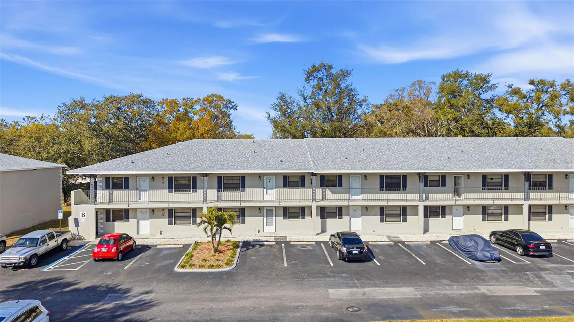 101 Lake Avenue NE Largo FL 33771