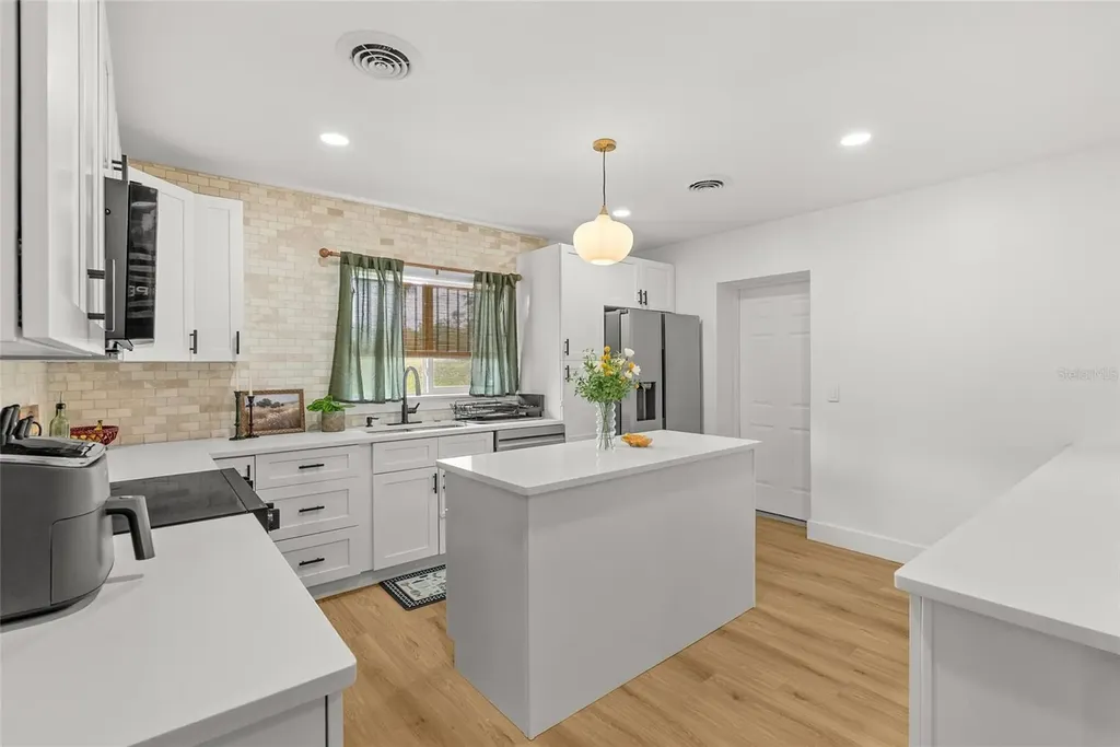 2004 Virginia Drive Bradenton FL 34205