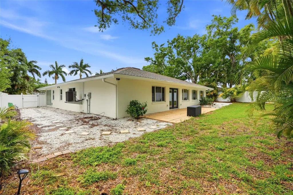2004 Virginia Drive Bradenton FL 34205