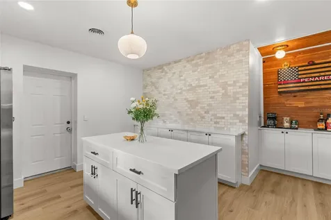 2004 Virginia Drive Bradenton FL 34205