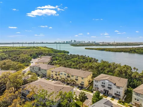 4720 Tuscan Loon Drive Tampa FL 33619