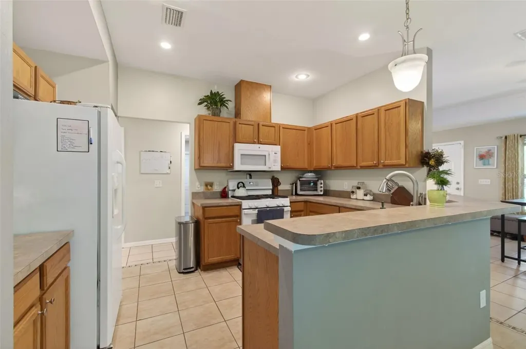 4729 NE 16th Terrace Gainesville FL 32609