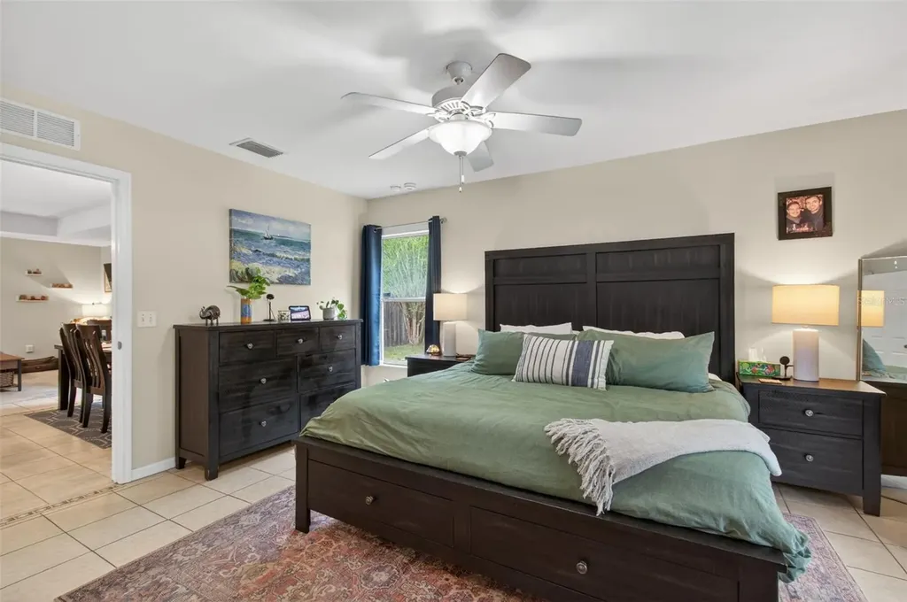4729 NE 16th Terrace Gainesville FL 32609