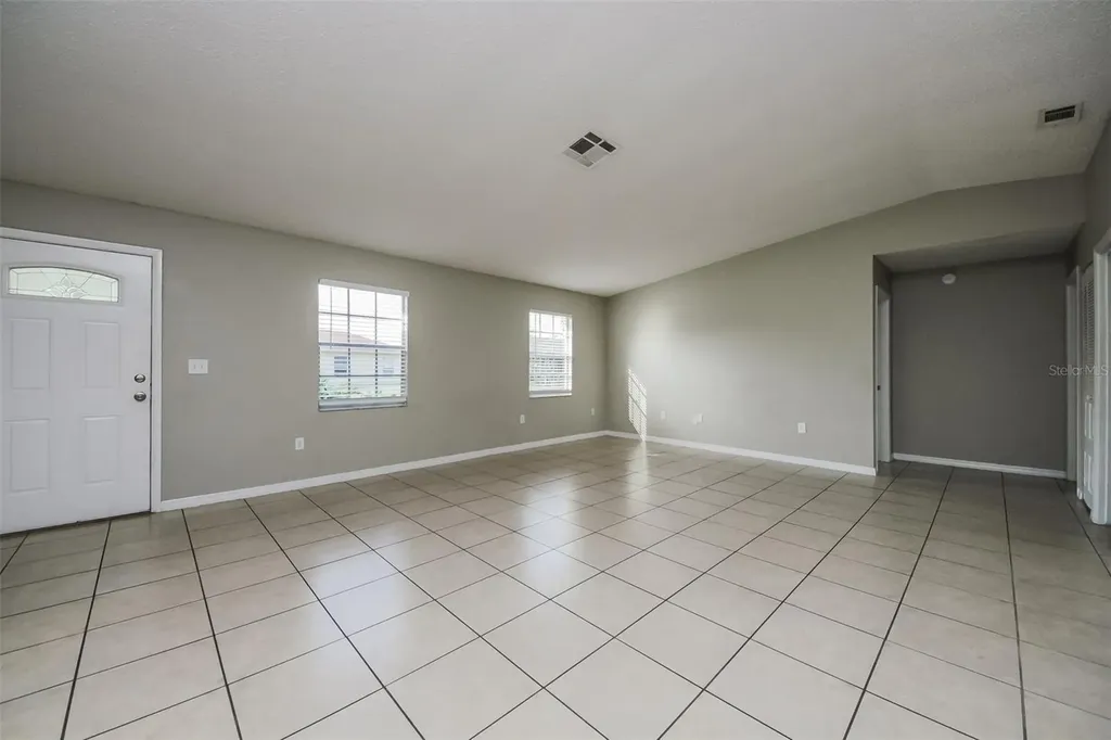 211 Cobalt Drive Kissimmee FL 34758