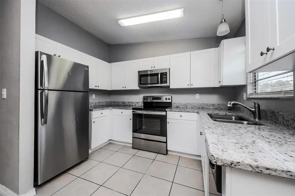 211 Cobalt Drive Kissimmee FL 34758