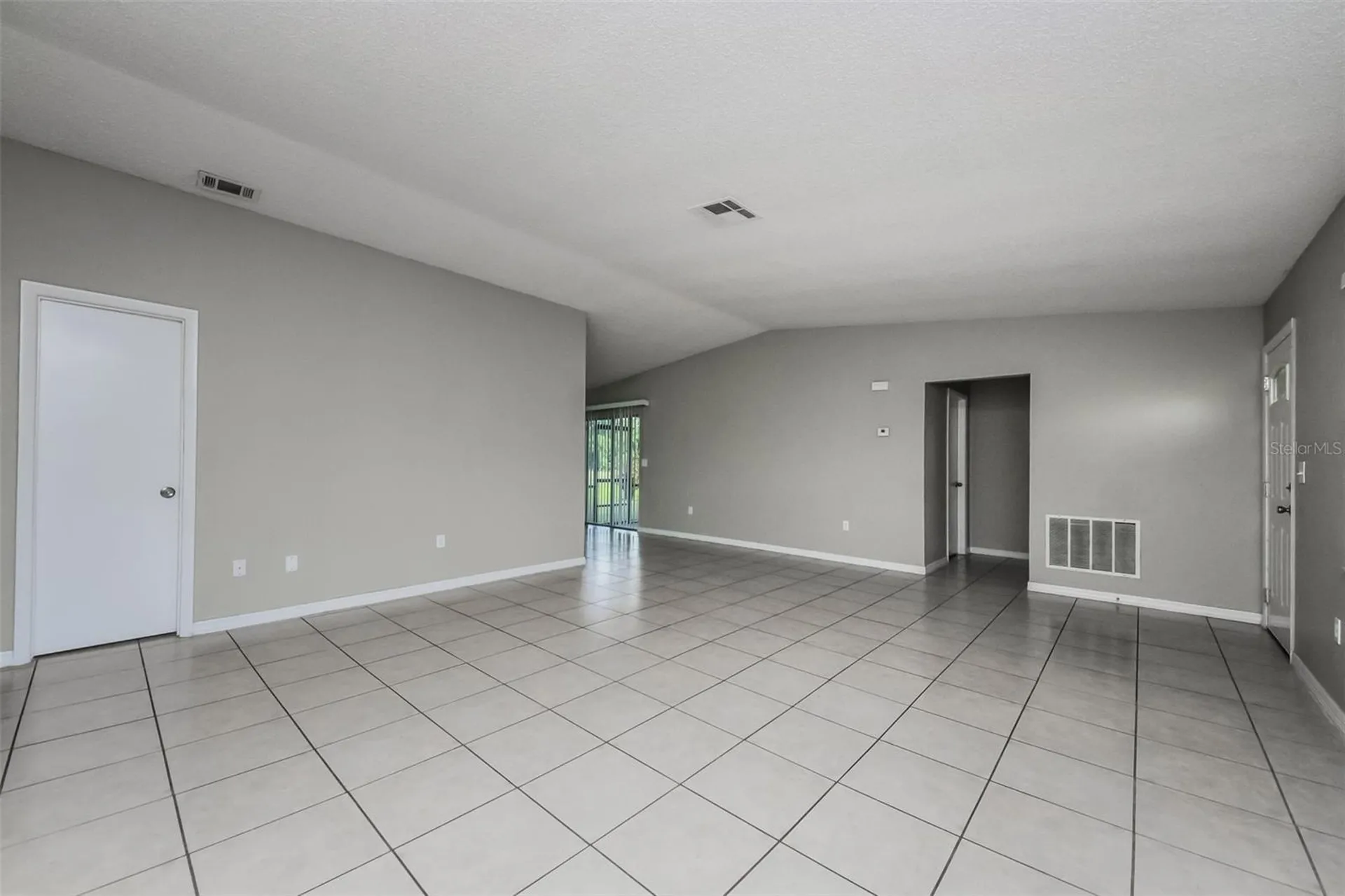 211 Cobalt Drive Kissimmee FL 34758