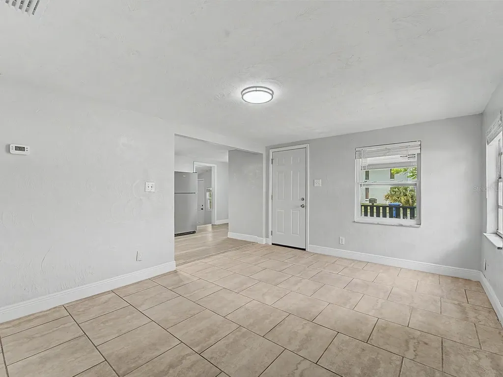 9307 N 16th Street Tampa FL 33612