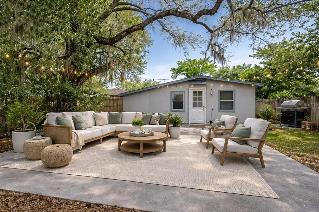 9307 N 16th Street Tampa FL 33612