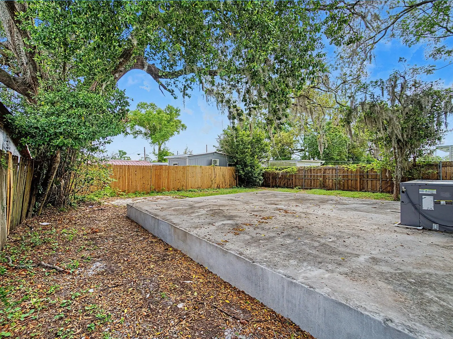 9307 N 16th Street Tampa FL 33612
