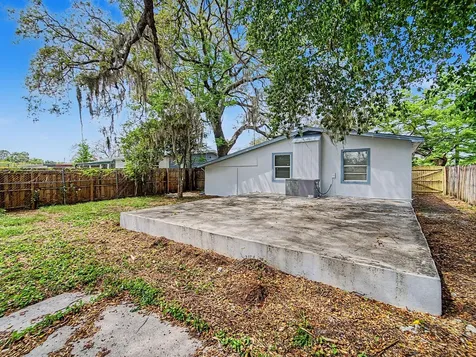9307 N 16th Street Tampa FL 33612