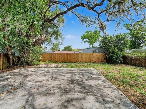 9307 N 16th Street Tampa FL 33612