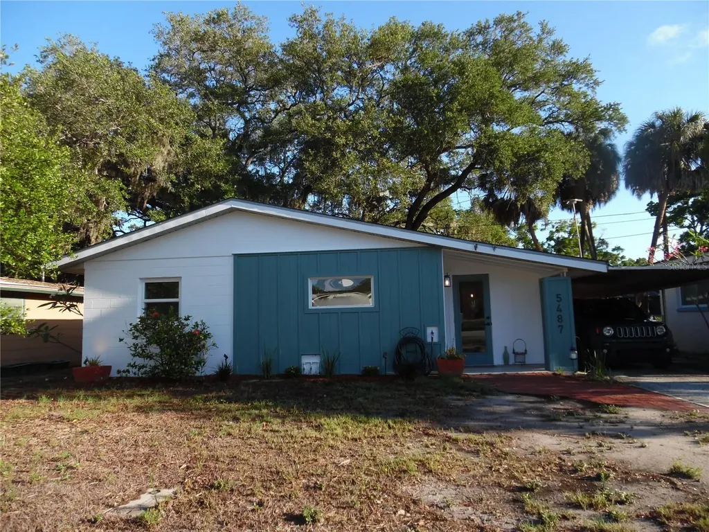 5487 70th Way N St Petersburg FL 33709