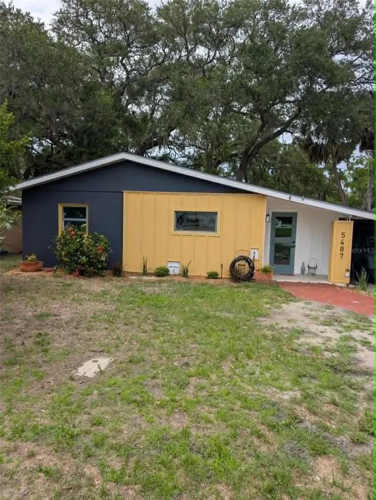 5487 70th Way N St Petersburg FL 33709