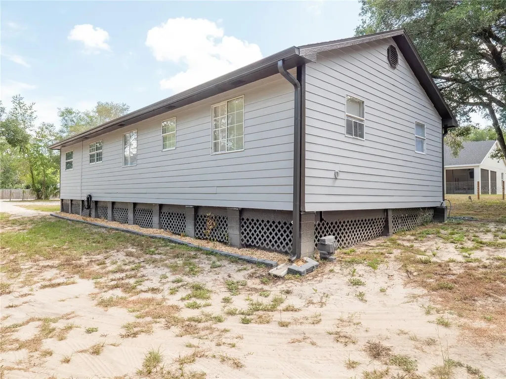 23548 Franklin Avenue Sorrento FL 32776
