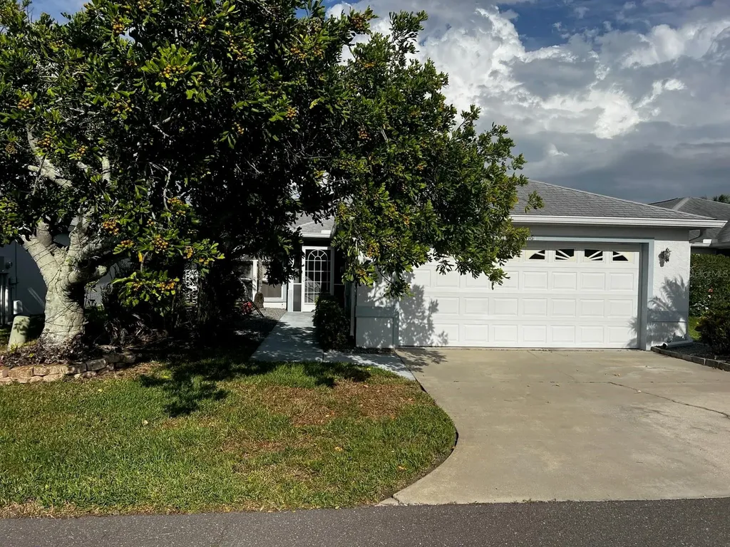 2416 Waterford Court Palmetto FL 34221