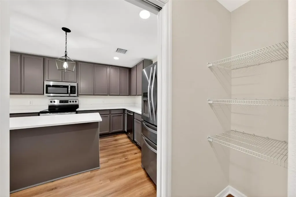 607 Thomas Avenue Leesburg FL 34748