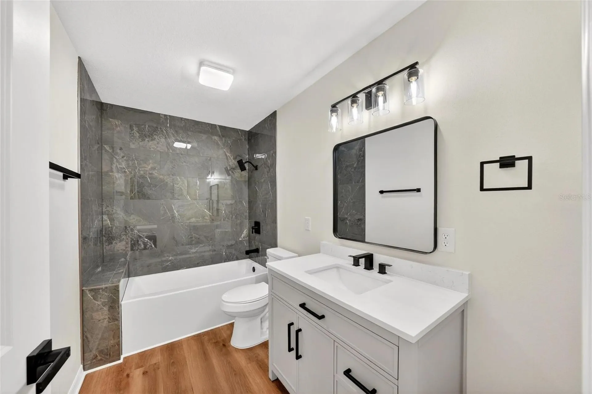 607 Thomas Avenue Leesburg FL 34748