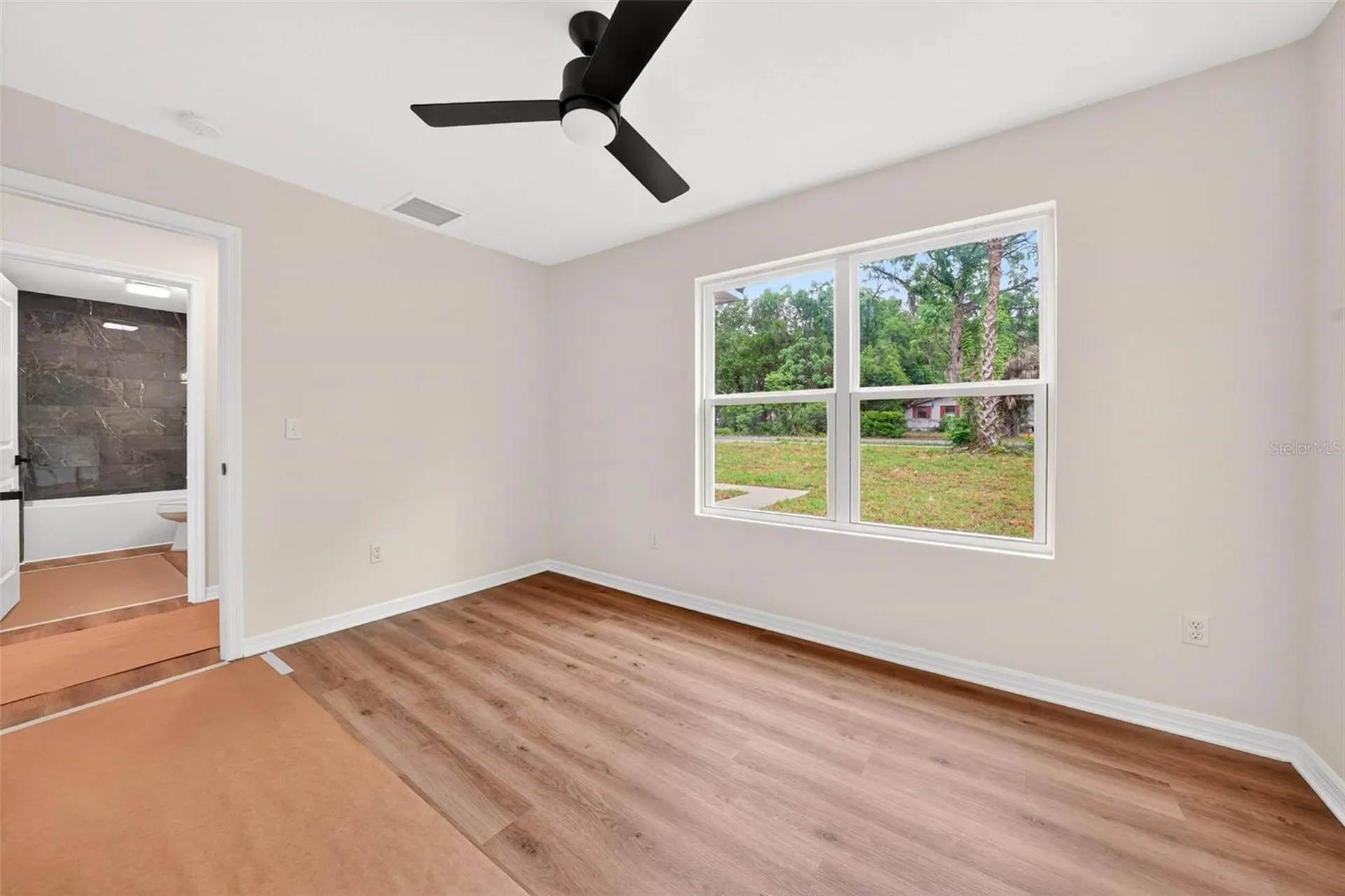607 Thomas Avenue Leesburg FL 34748