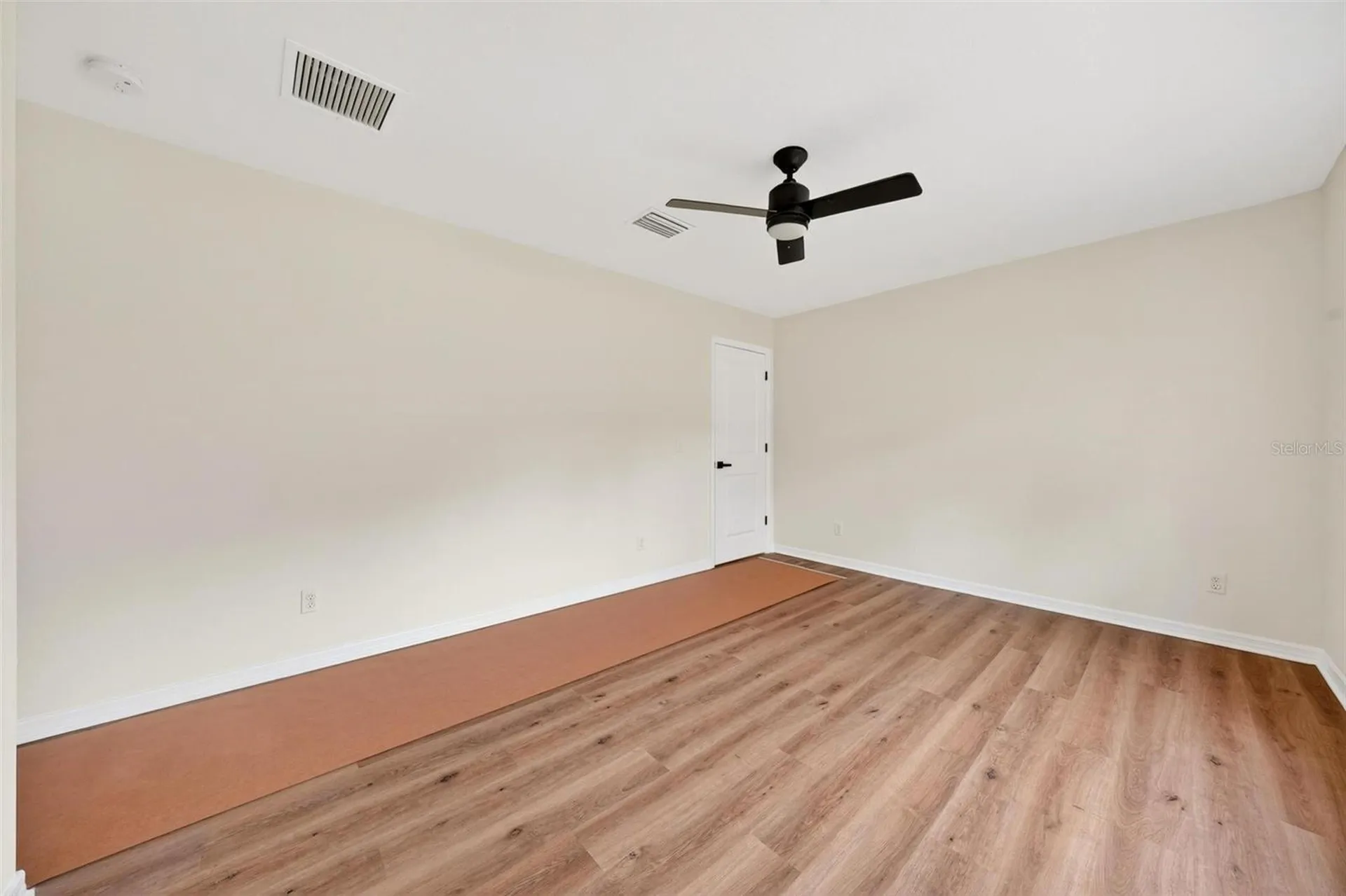 607 Thomas Avenue Leesburg FL 34748