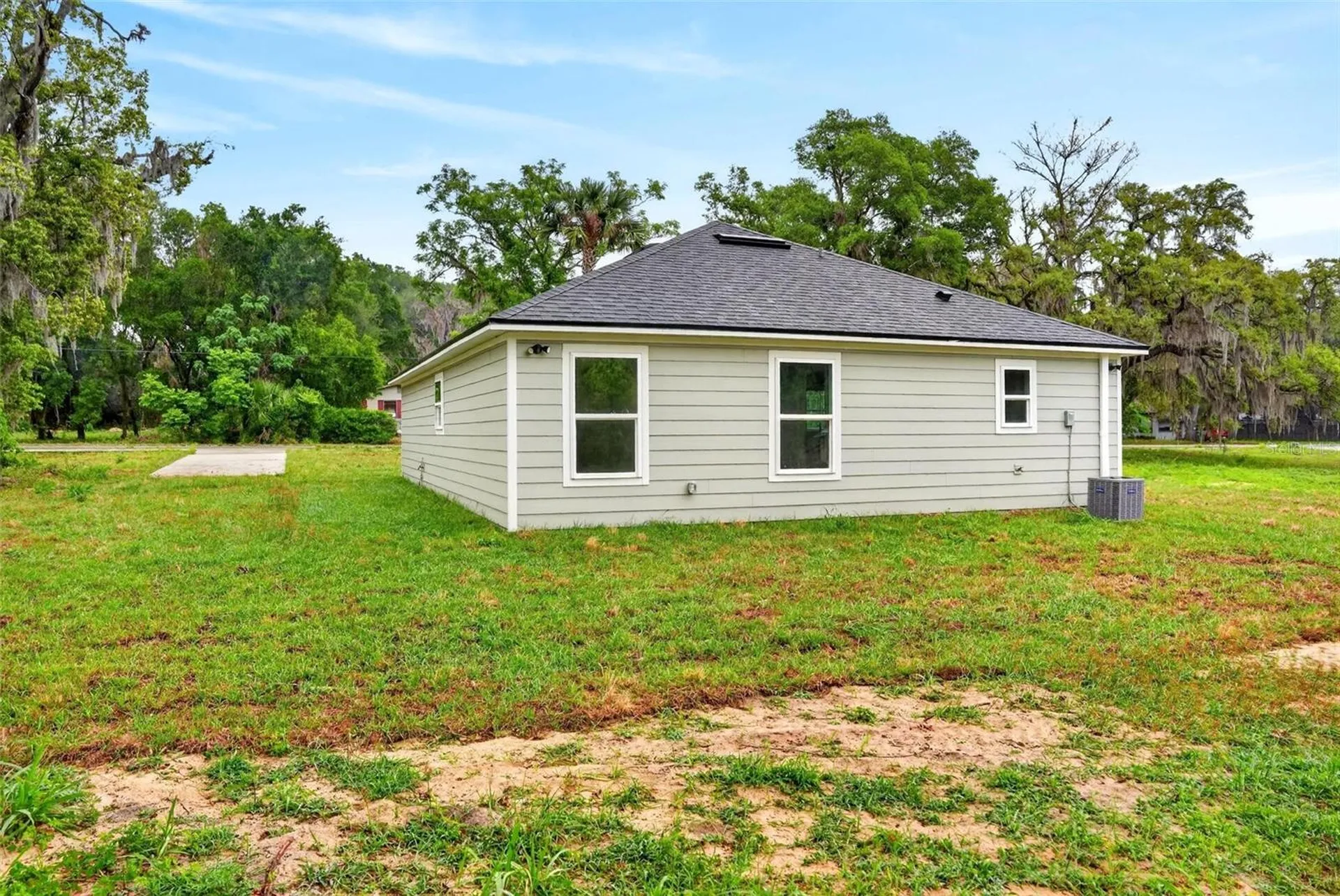 607 Thomas Avenue Leesburg FL 34748