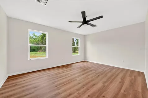 607 Thomas Avenue Leesburg FL 34748