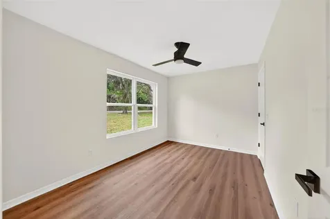 607 Thomas Avenue Leesburg FL 34748