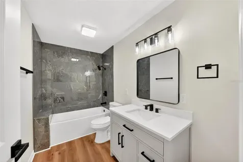 607 Thomas Avenue Leesburg FL 34748