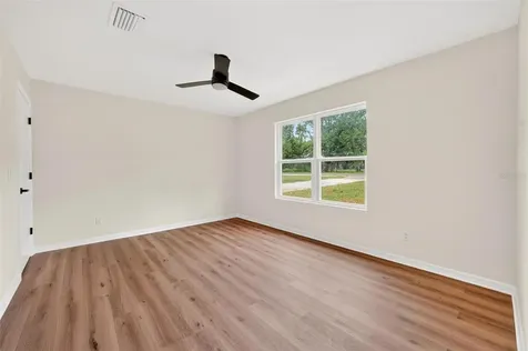 607 Thomas Avenue Leesburg FL 34748