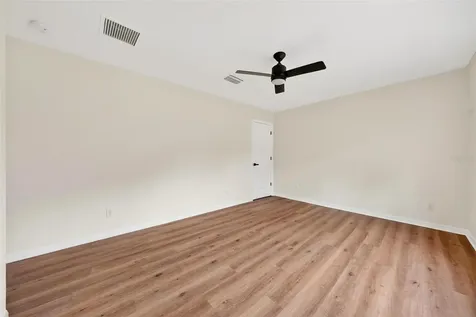 607 Thomas Avenue Leesburg FL 34748