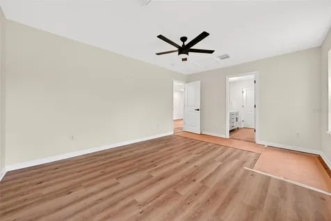 607 Thomas Avenue Leesburg FL 34748
