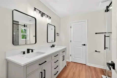 607 Thomas Avenue Leesburg FL 34748