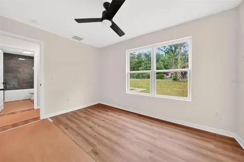 607 Thomas Avenue Leesburg FL 34748