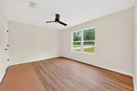 607 Thomas Avenue Leesburg FL 34748