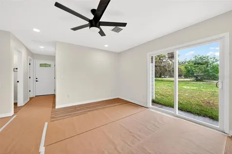 607 Thomas Avenue Leesburg FL 34748
