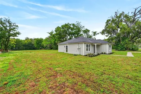 607 Thomas Avenue Leesburg FL 34748
