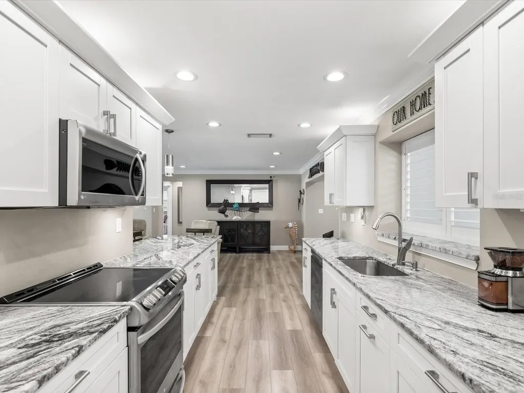 1405 Embassy Drive Clearwater FL 33764