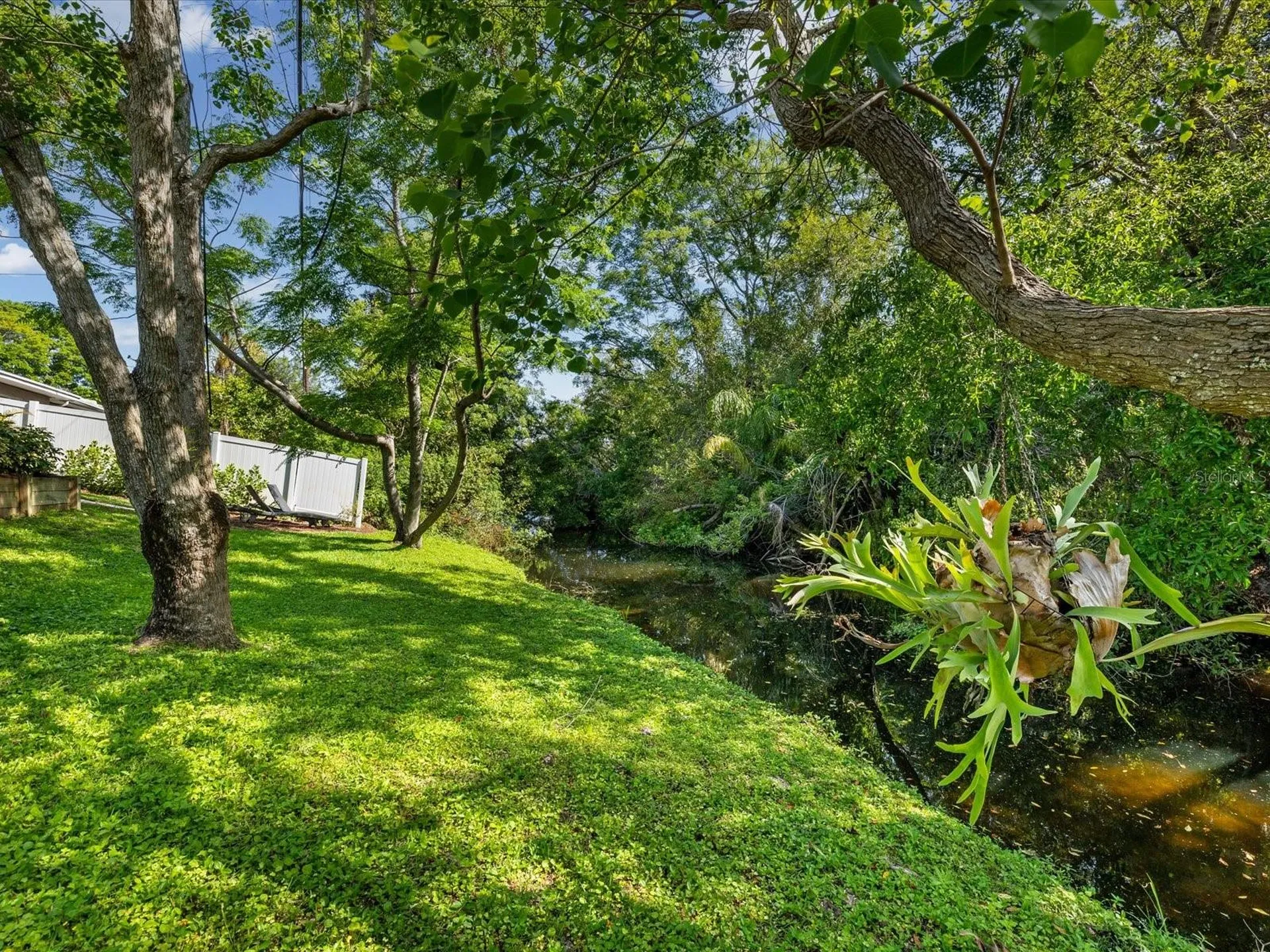 1405 Embassy Drive Clearwater FL 33764