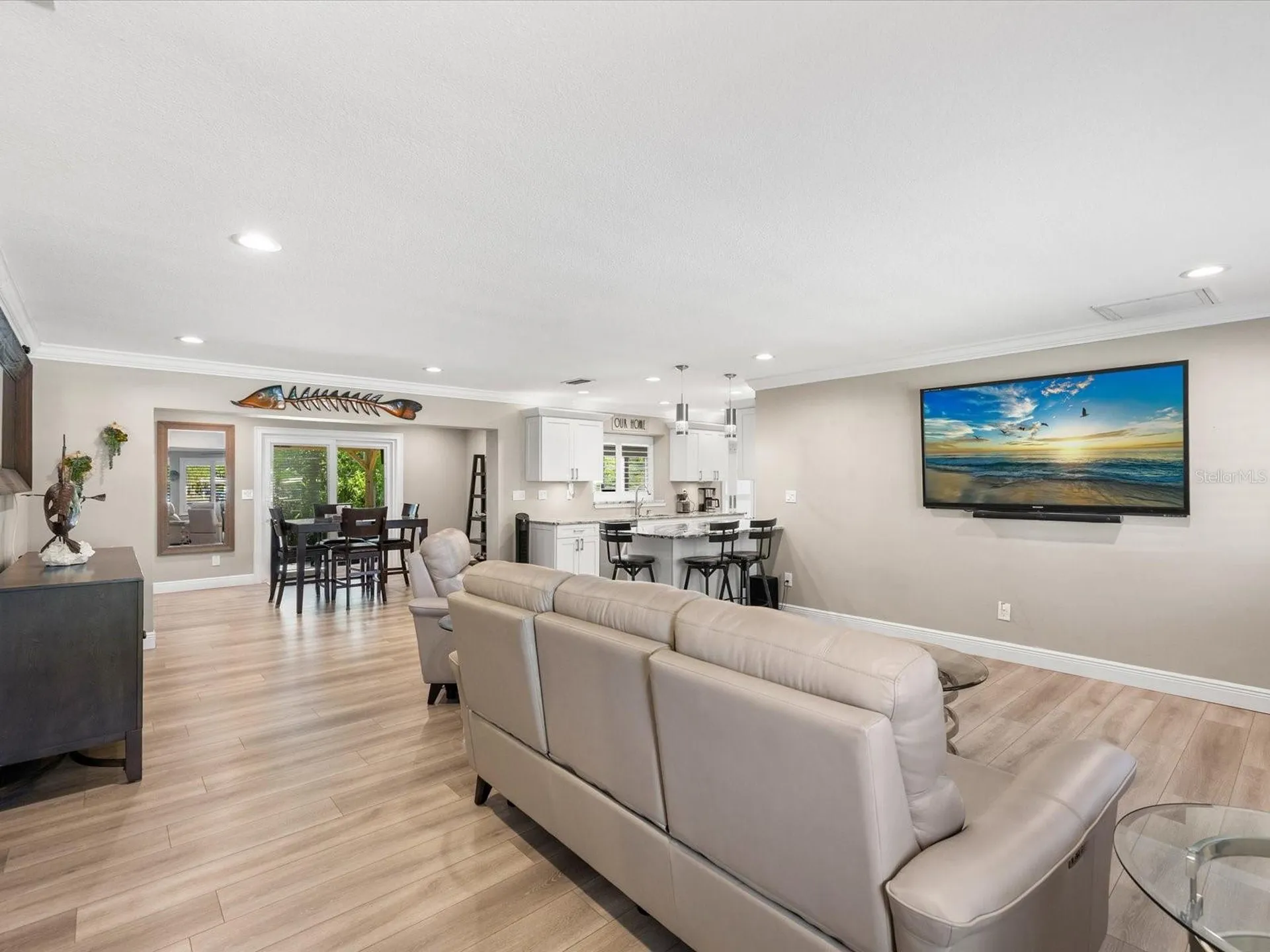1405 Embassy Drive Clearwater FL 33764