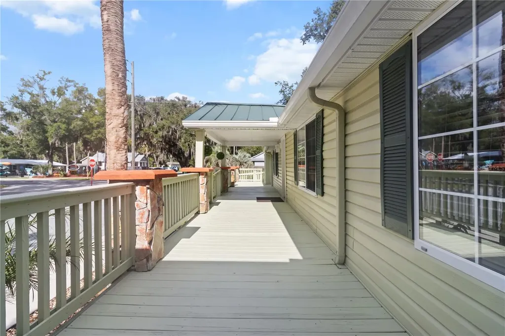 107 NE 4th Street Crystal River FL 34429