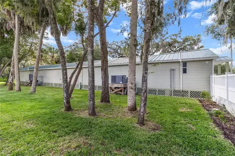 107 NE 4th Street Crystal River FL 34429