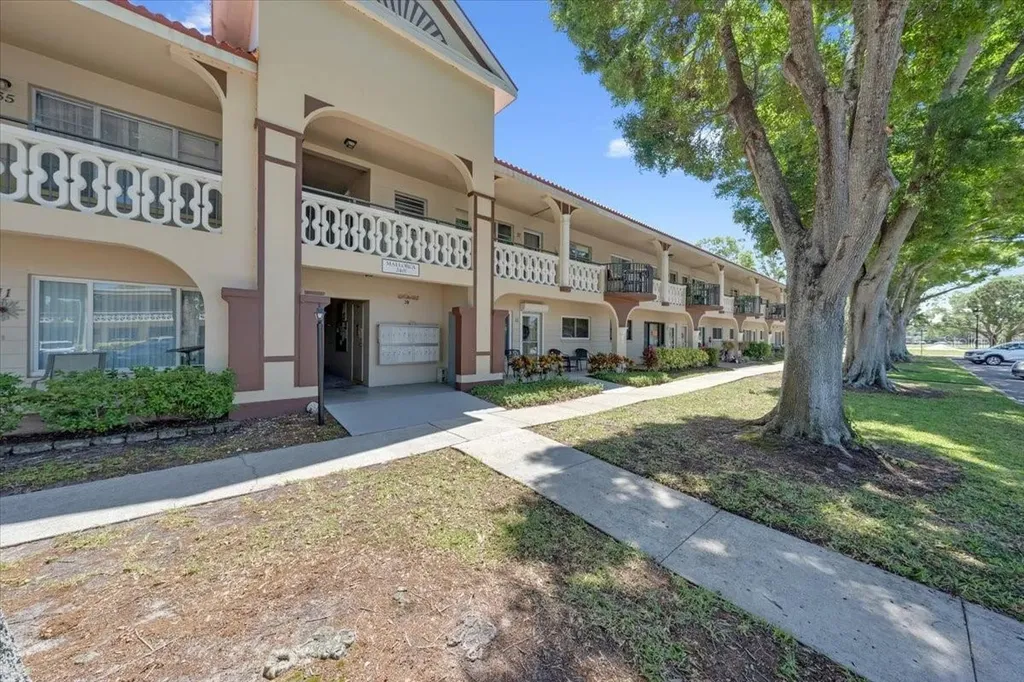 2401 Franciscan Drive Clearwater FL 33763