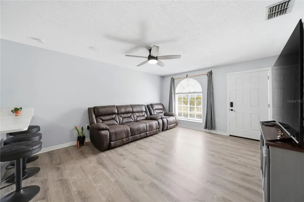 631 Lake Marion Golf Resort Poinciana FL 34759