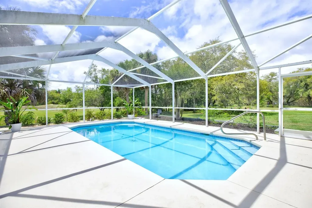 1011 Tequesta Trail Lake Wales FL 33898