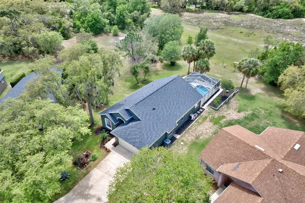 1011 Tequesta Trail Lake Wales FL 33898
