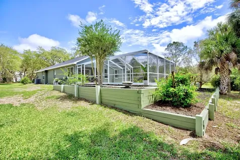1011 Tequesta Trail Lake Wales FL 33898