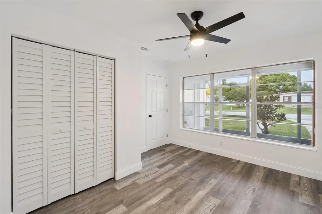 1157 Hampshire Avenue Deltona FL 32725