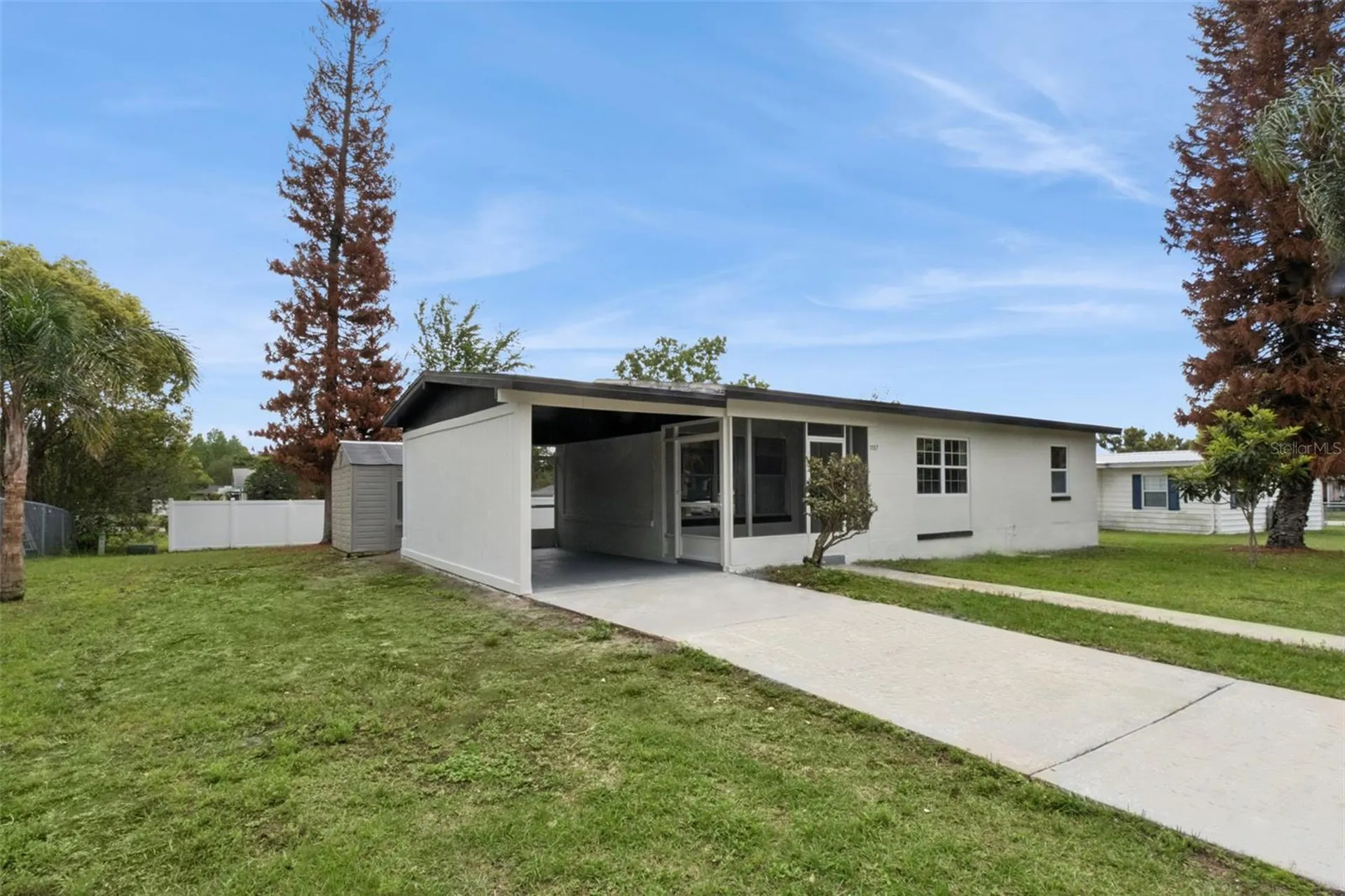 1157 Hampshire Avenue Deltona FL 32725