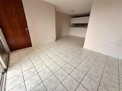 2 Calle Trujillo Alto PR 00976