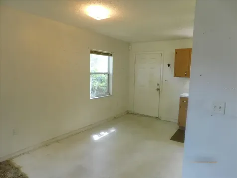 1205 E Laura Street Plant City FL 33563