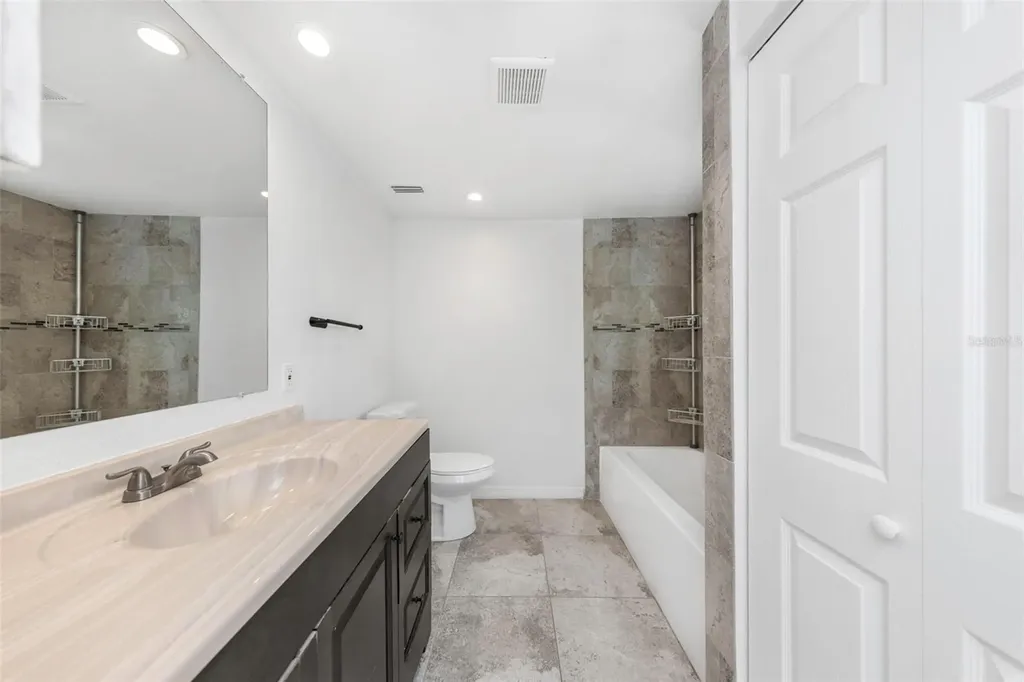 2545 32nd Avenue N St Petersburg FL 33713
